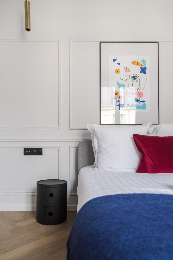 Appartement Poetic - Champs Elysees Parijs