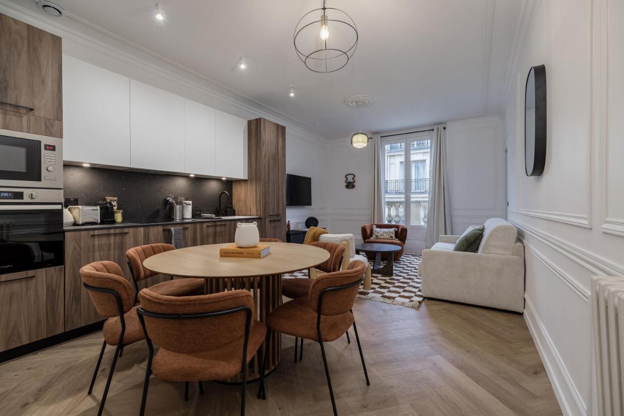Appartement Poetic - Champs Elysees Paris